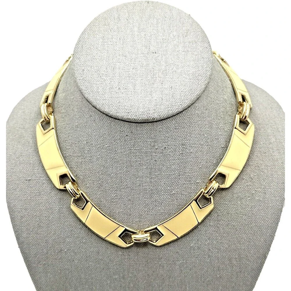 Vintage Marlyn Schiff Enamel Choker Necklace Ivory Gold Tone Statement Collar